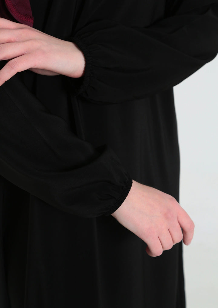 Abaya Zwart