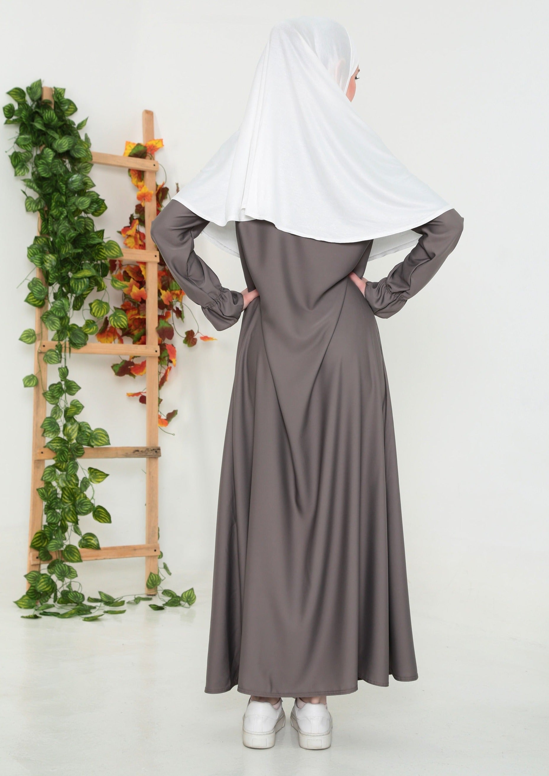 abaya satijn taupe- achterkant